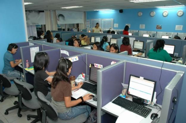 Filipinas podría implantar mejoras para los empleados de call centers en el turno de noche