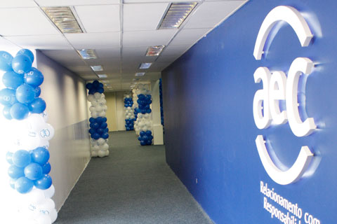 Crearán 1.600 empleos en un call center brasileño de la empresa AeC